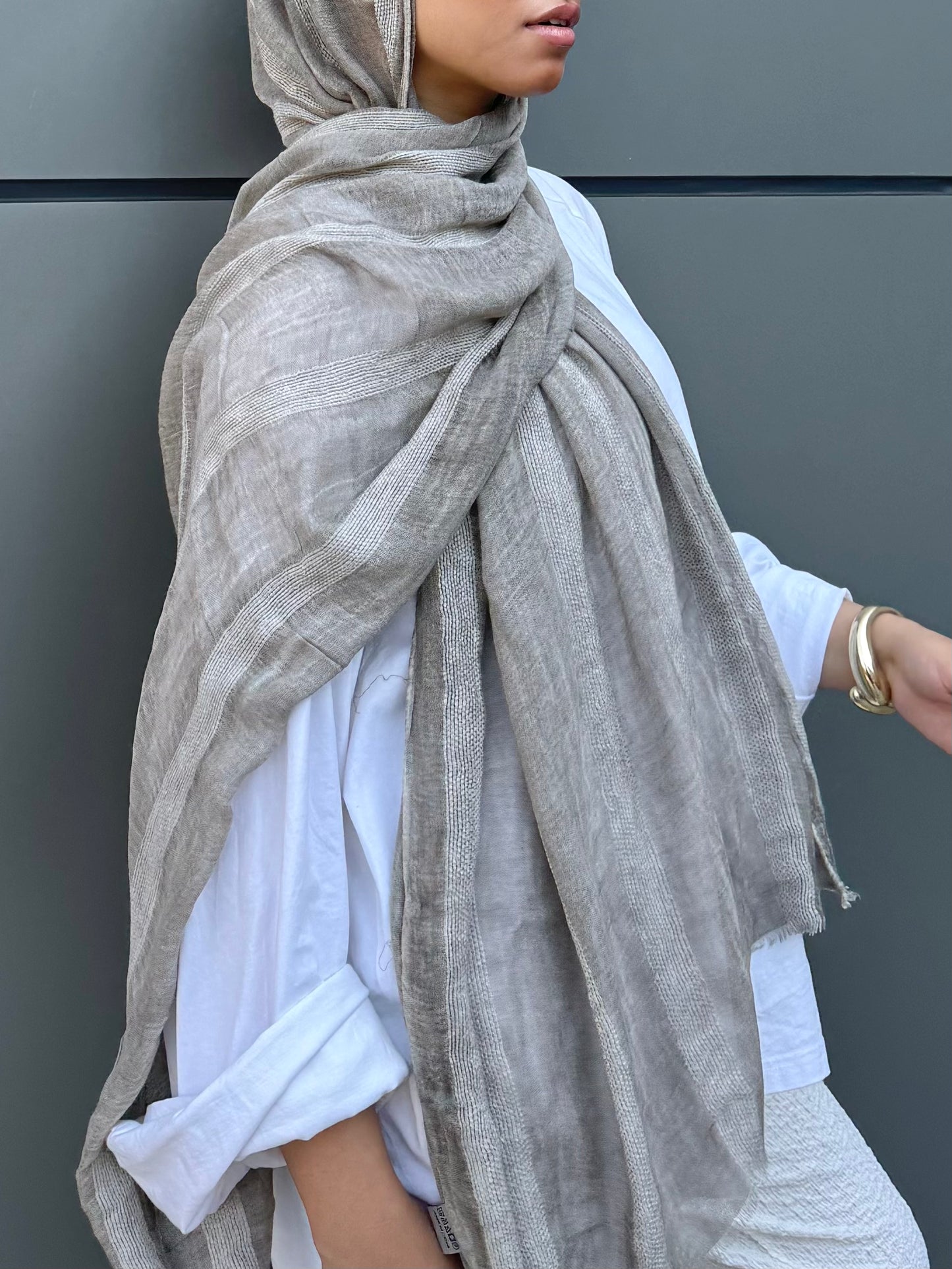 Linen & Lines
