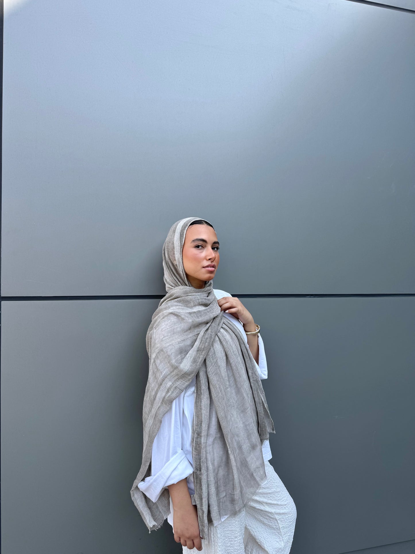 Linen & Lines