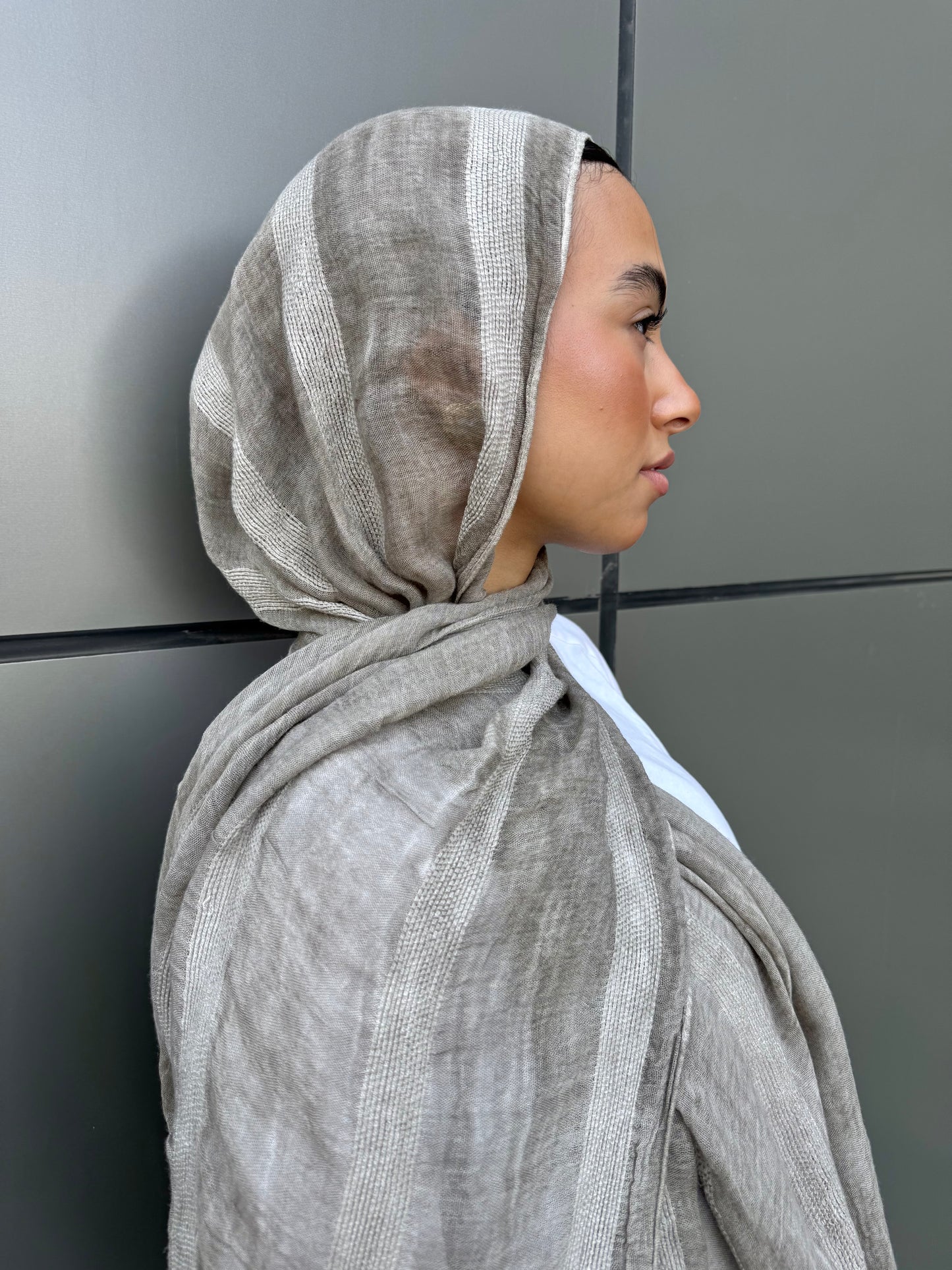 Linen & Lines