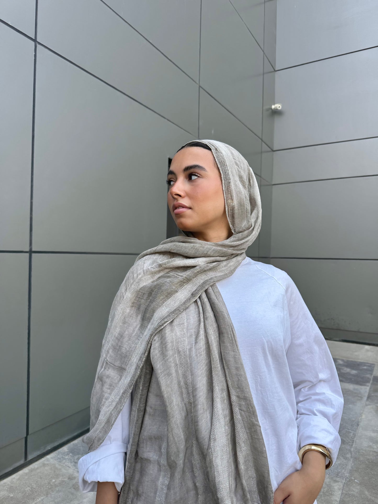 Linen & Lines