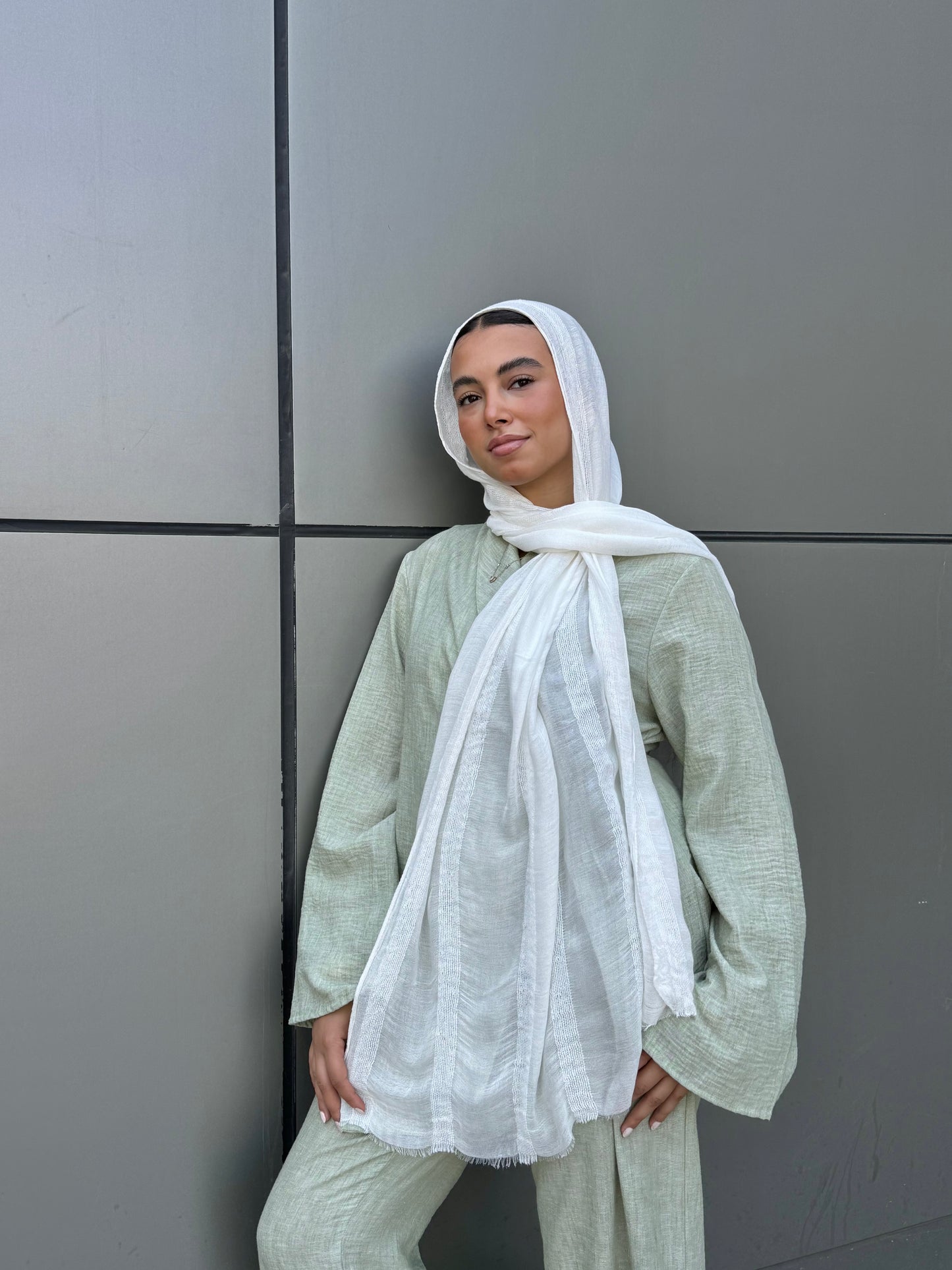 Linen & Lines