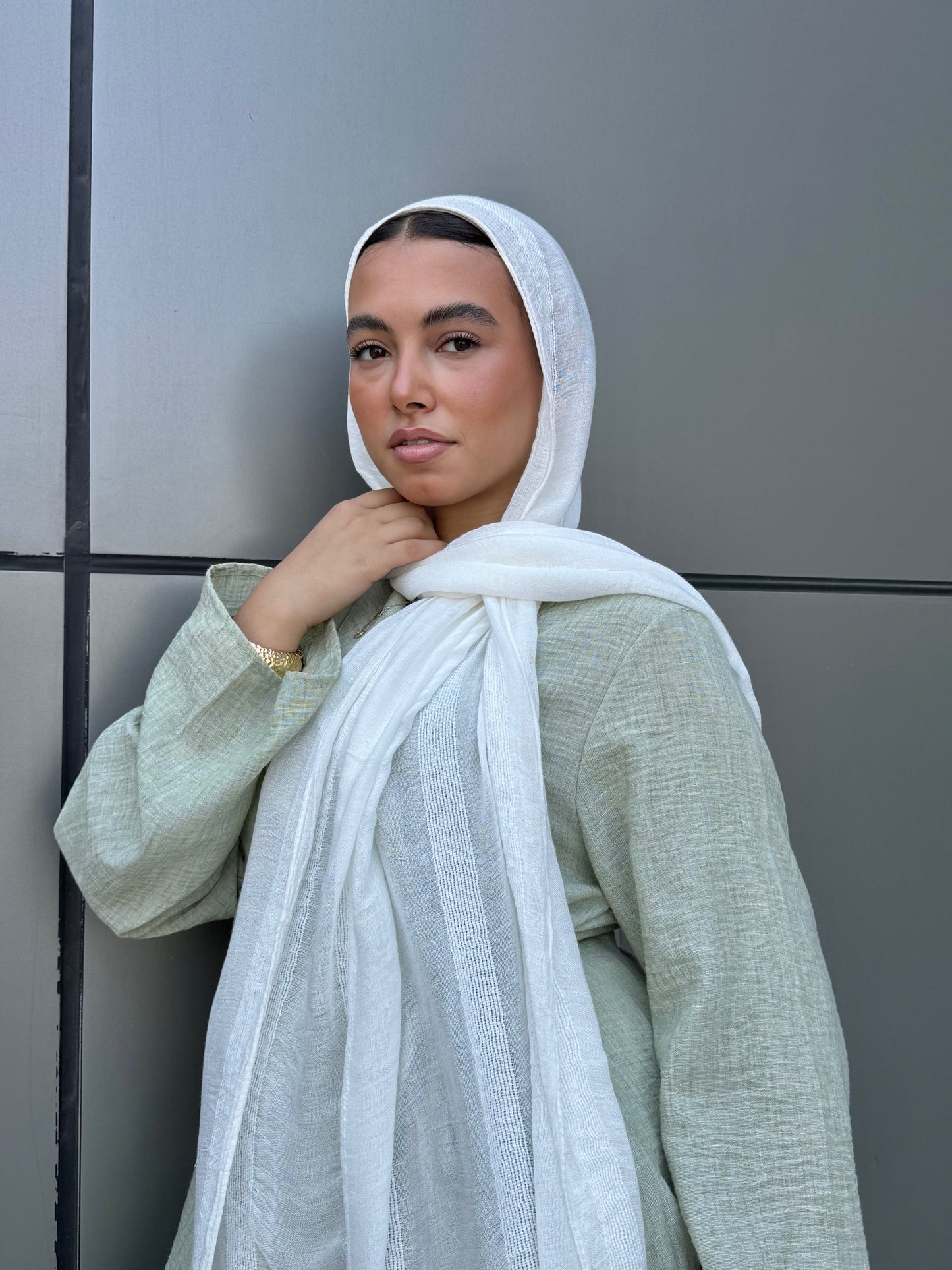 Linen & Lines