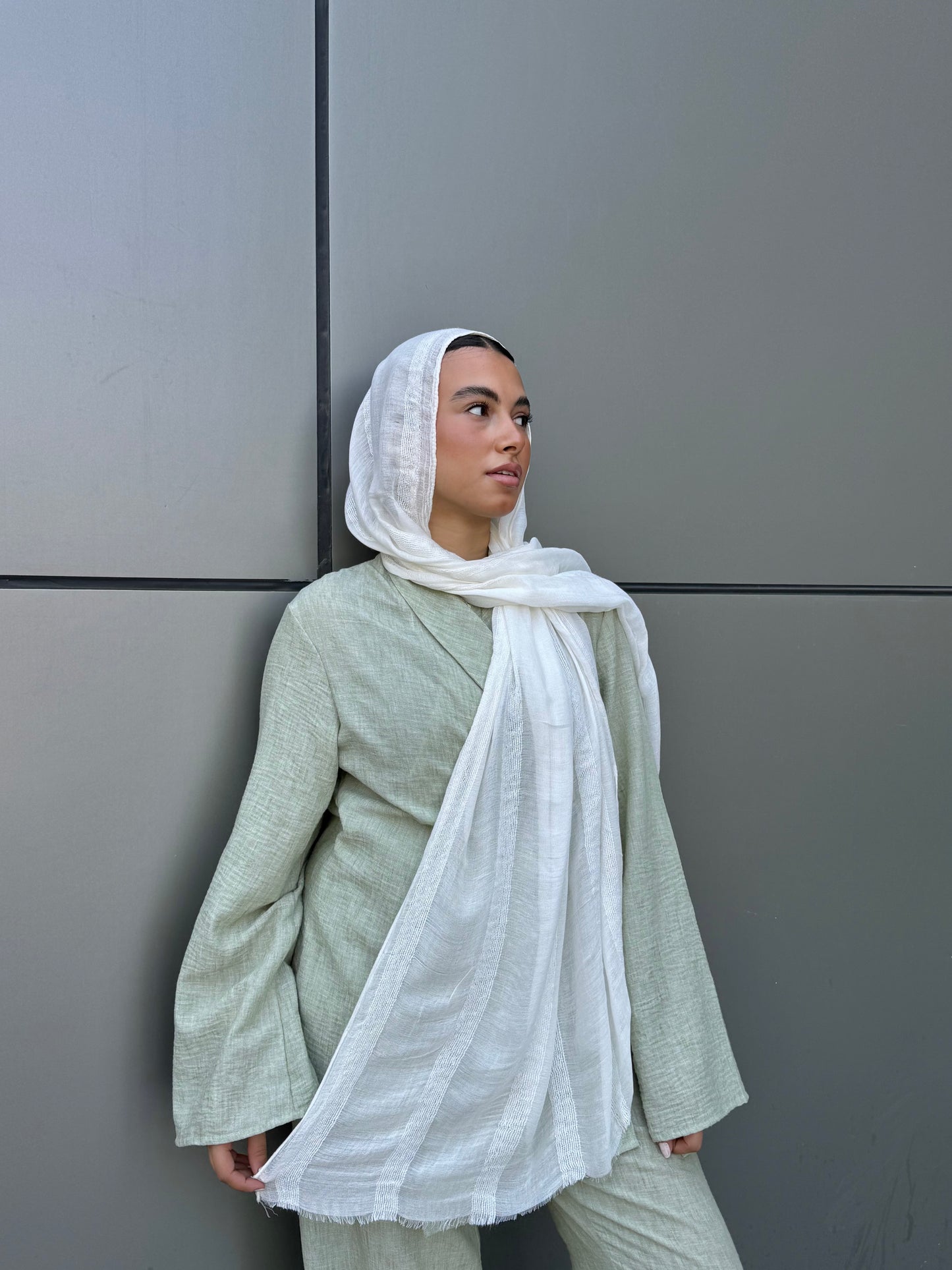 Linen & Lines