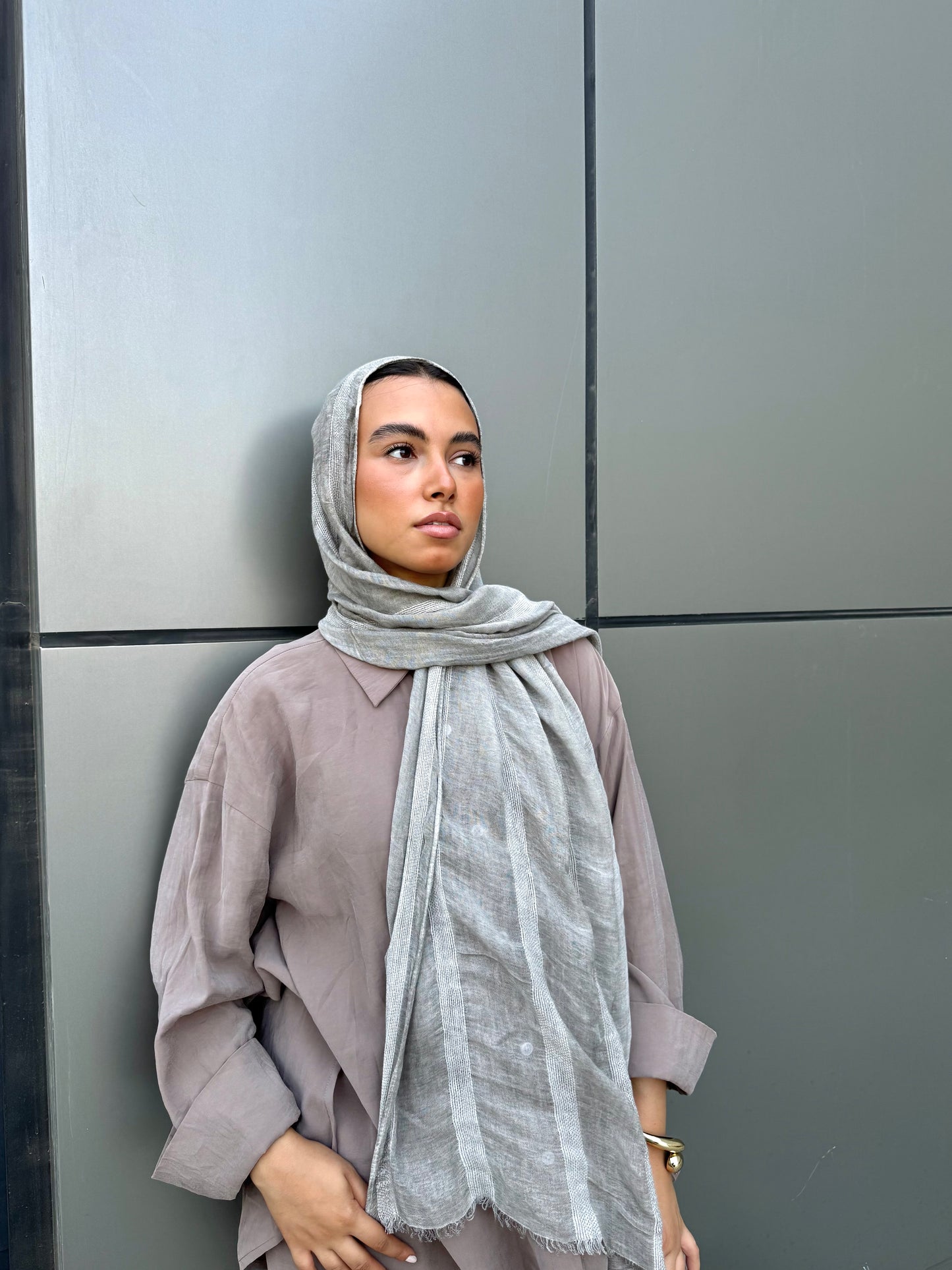 Linen & Lines