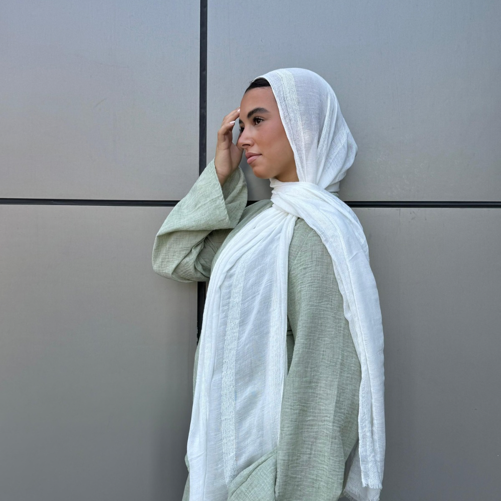 Linen & Lines
