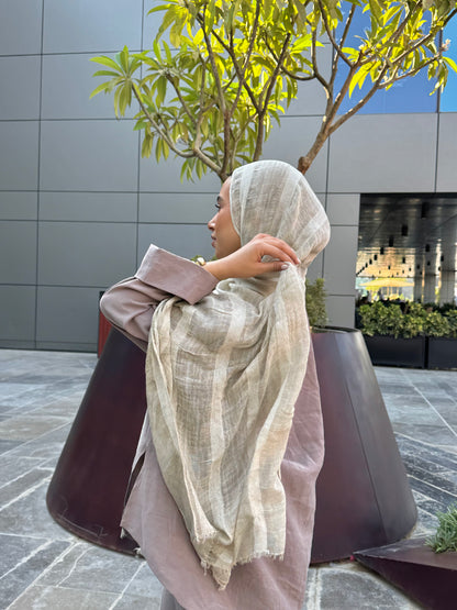 Linen & Lines