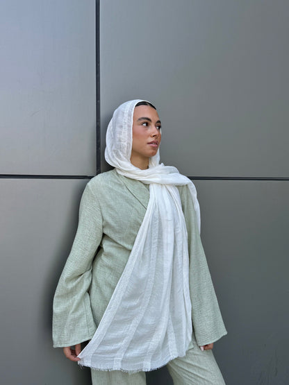 Linen & Lines